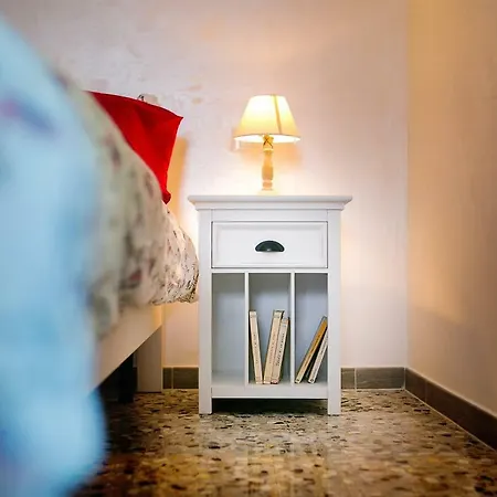 Vicoletto Dell'aria Bed & Breakfast *